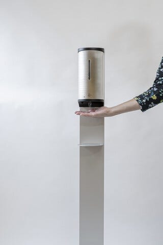 emco system 2 Sensor-Desinfektionsspenderfür Flüssigseife/DesinfektionsgelWandmodell, Edelstahl