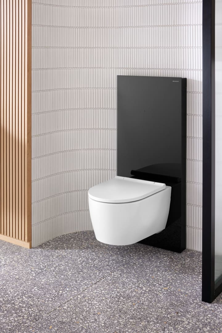 Geberit ONE Set Wand-WC Tiefspüler wandhängend mit WC-Sitz, Tiefspül-WC, TurboFlush-Spültechnik, weiß, keramische Oberfläche, glänzend