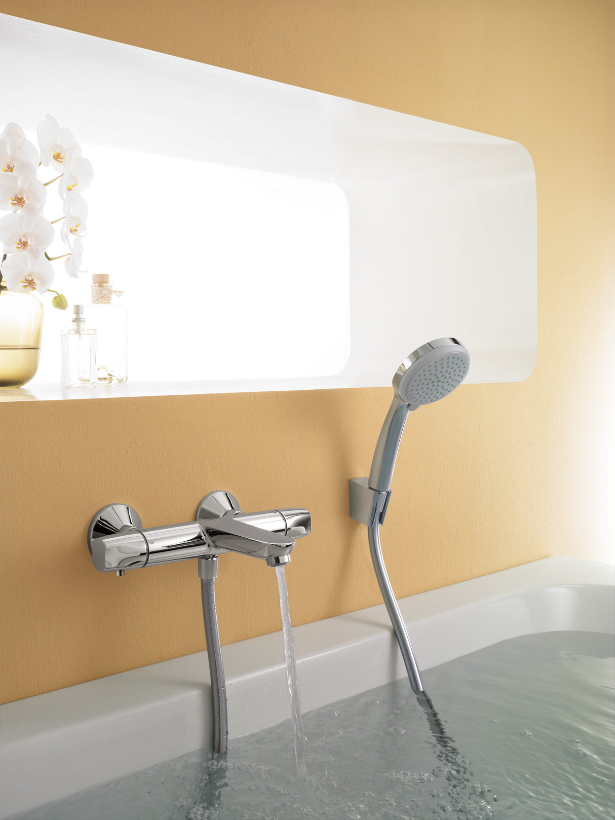 hansgrohe Croma 100 Brausehalterset Vario mit Brauseschlauch 125 cm, Chrom