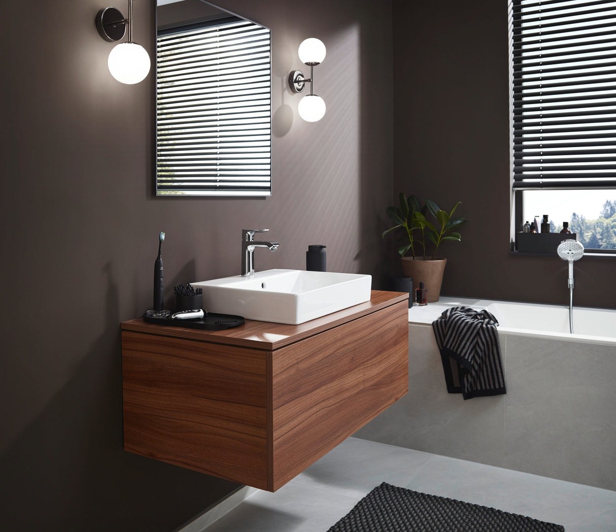 hansgrohe Metris Einhebel-Waschtischmischer 110 mit Zugstangen-Ablaufgarnitur, Chrom