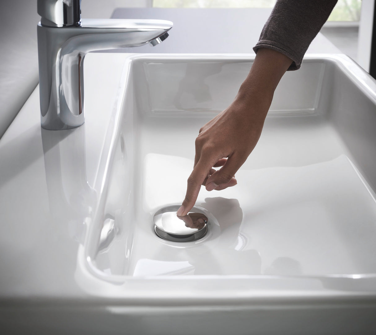 hansgrohe Logis Einhebel-Waschtischmischer 100 mit Zugstangen-Ablaufgarnitur, Chrom