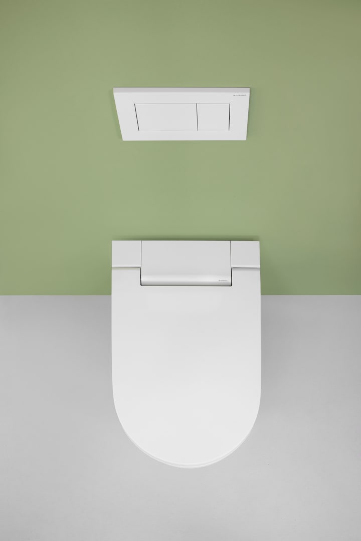 Geberit AquaClean Alba WC-Komplettanlage Wand-WC: WC-Keramik: weiß / KeraTect, Designabdeckung: weiß