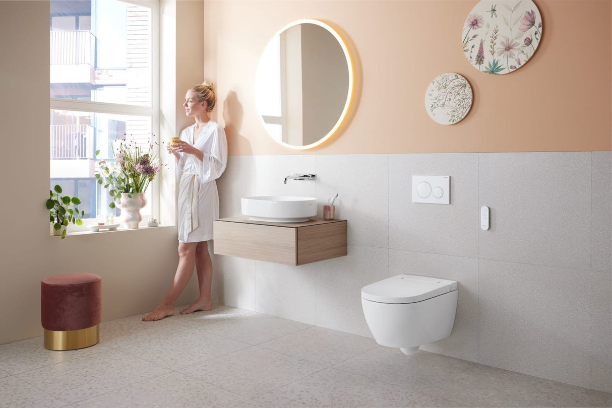Geberit AquaClean Alba WC-Komplettanlage Wand-WC: WC-Keramik: weiß / KeraTect, Designabdeckung: weiß