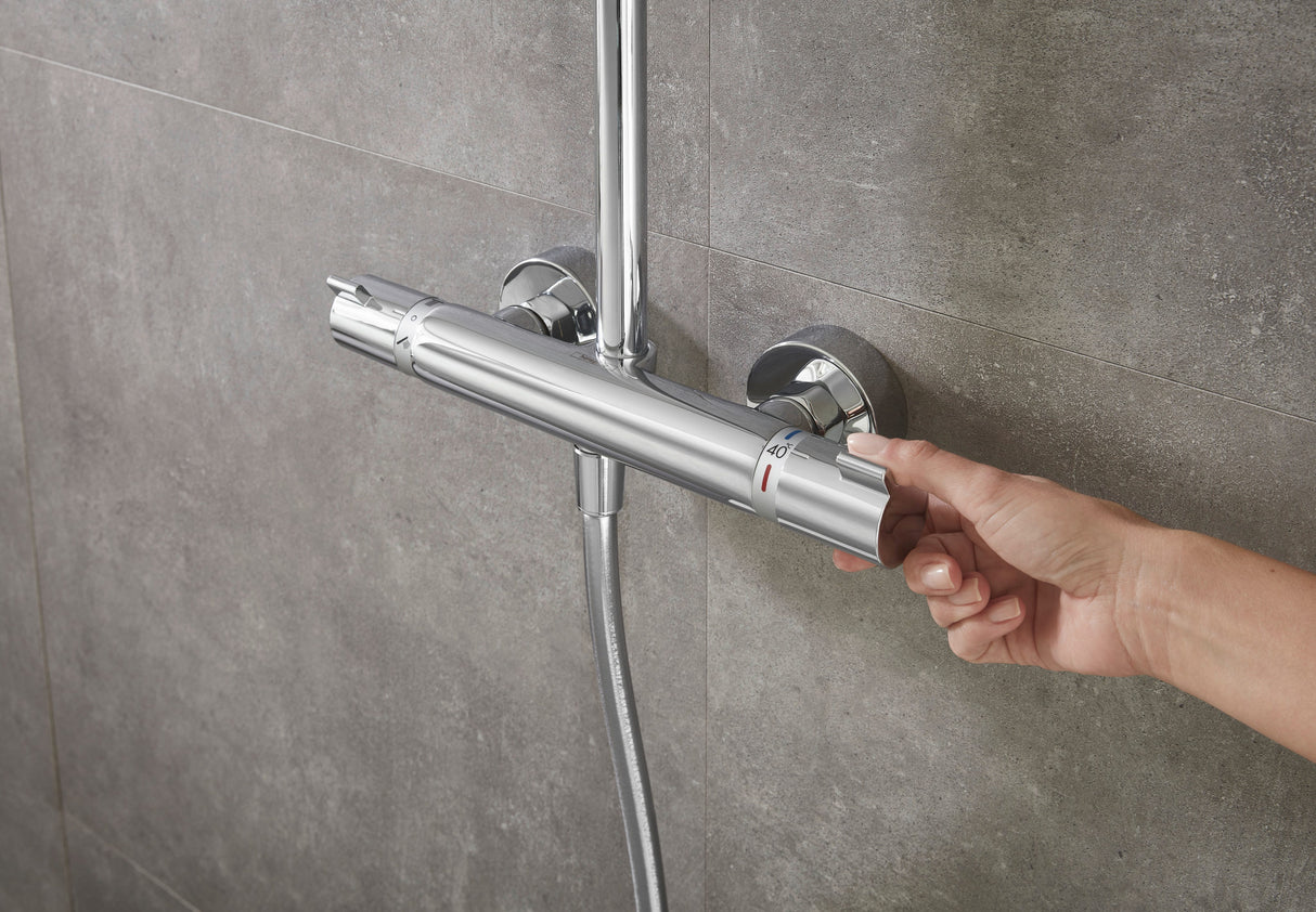 hansgrohe Croma Showerpipe 220 1jet mit Thermostat, Chrom
