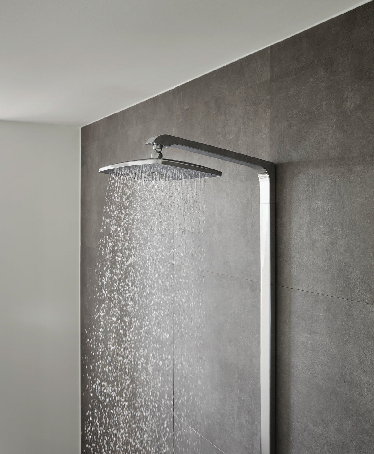 hansgrohe Raindance E Showerpipe 360 1jet mit Thermostat