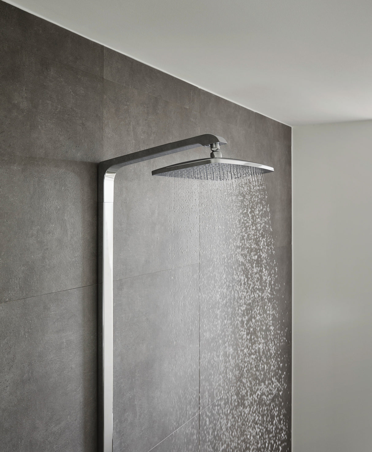 hansgrohe Raindance E Showerpipe 360 1jet mit Thermostat